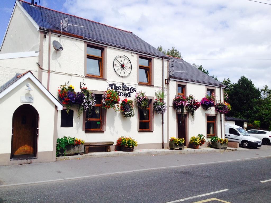 Bed and Breakfast The Nags Head Tredegar Nant-y-bwch Exteriér fotografie