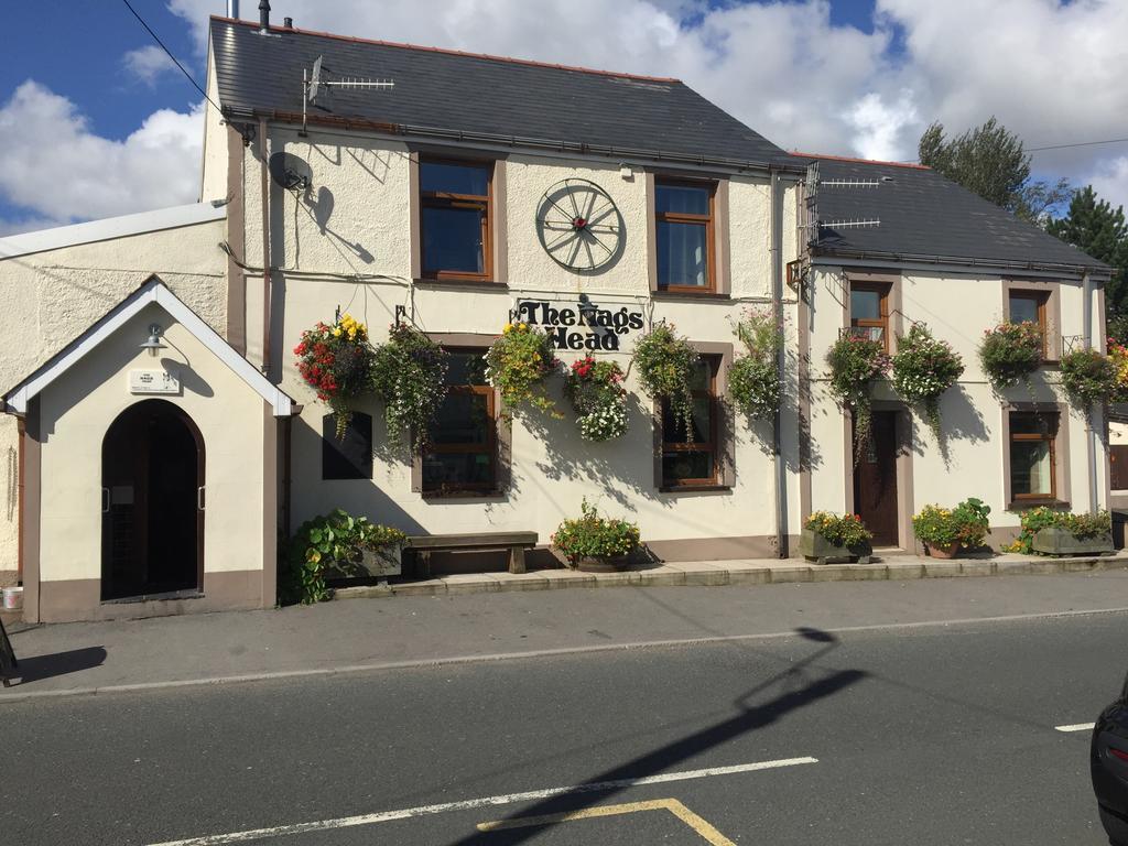 Bed and Breakfast The Nags Head Tredegar Nant-y-bwch Exteriér fotografie